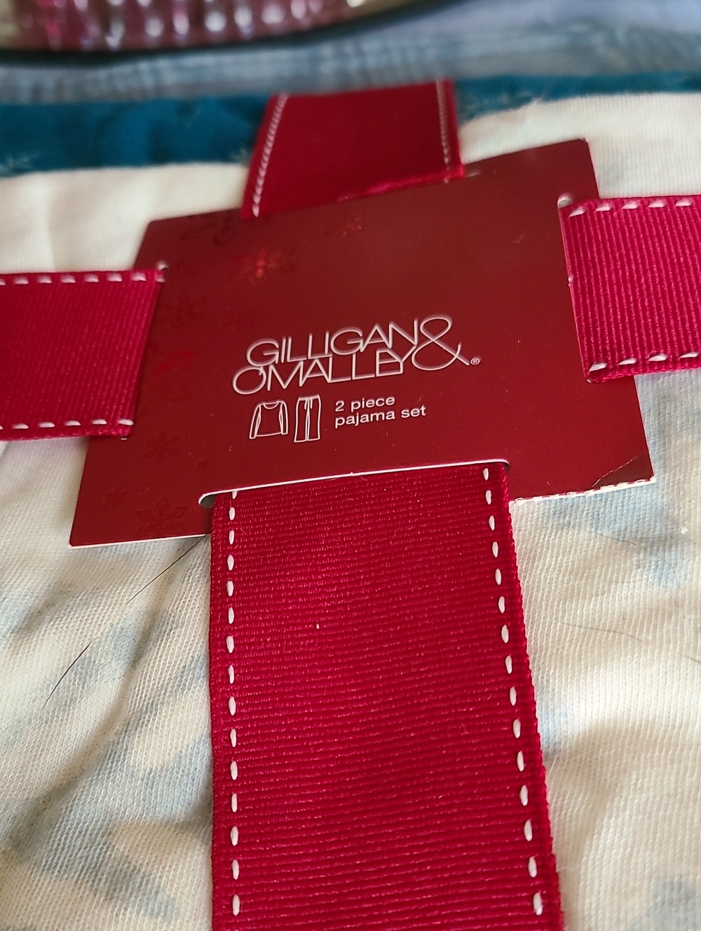 Gilligan & O'Malley Red Ribbon Pajama Set Tag